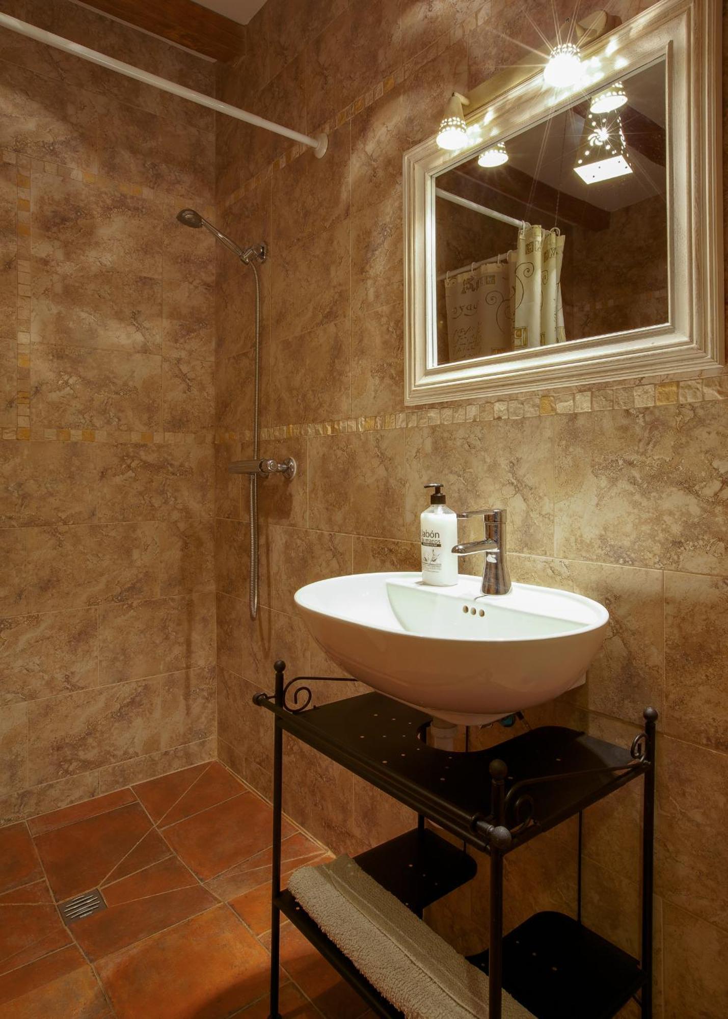 Apartamentos El Jardin Del Poeta Guijo de Granadilla Værelse billede