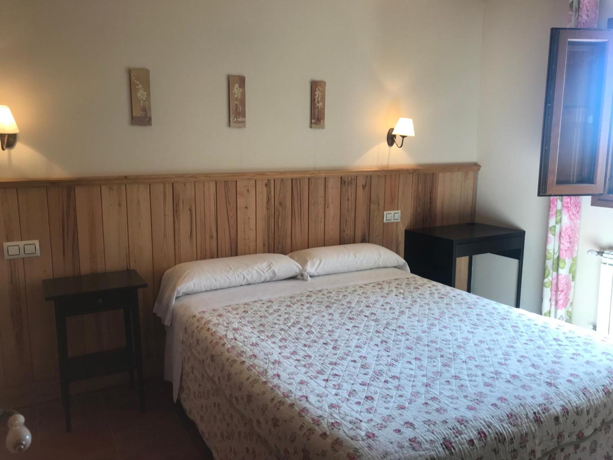 Apartamentos El Jardin Del Poeta Guijo de Granadilla Eksteriør billede