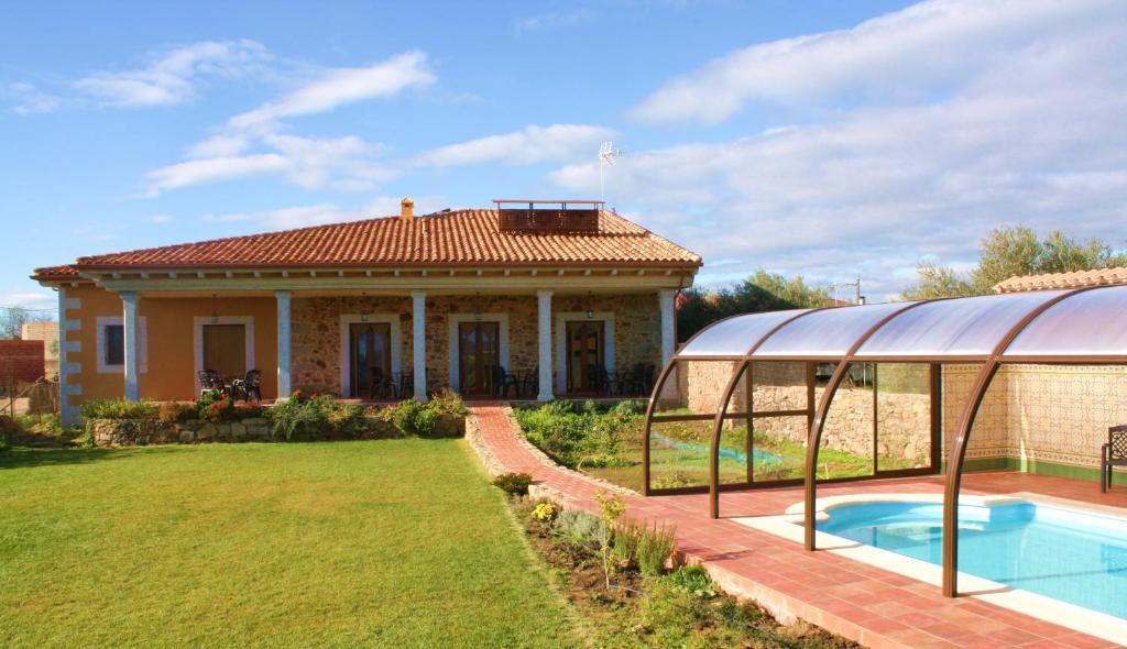Apartamentos El Jardin Del Poeta Guijo de Granadilla Eksteriør billede